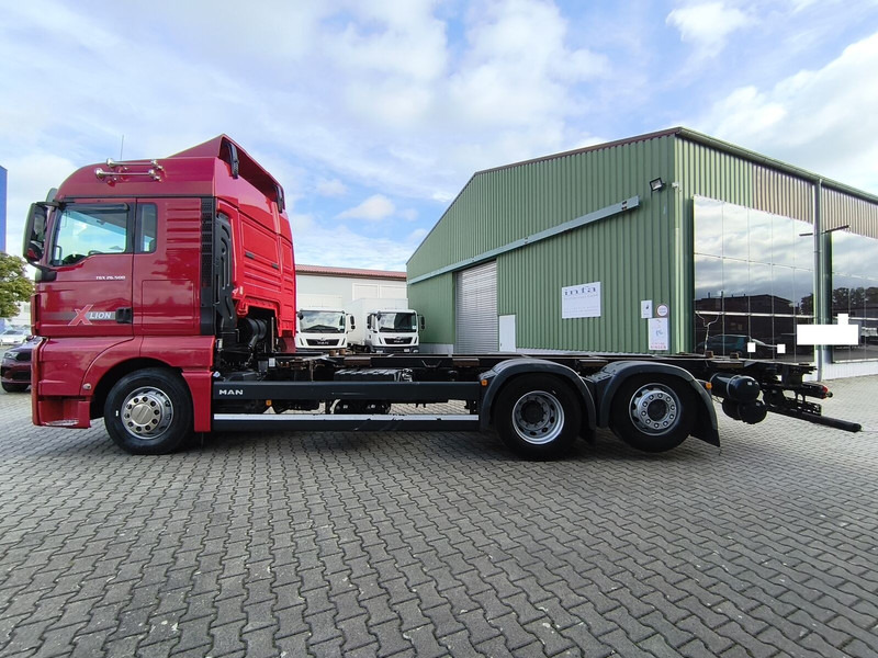 MAN TGX 26.500 BDF 6x2 Euro 6 Retarder Standard Lift+Lenk Euro 6 (29 - Вантажівка шасі: фото 5 MAN TGX 26.500 BDF 6x2 Euro 6 Retarder Standard Lift+Lenk Euro 6 (29 - Вантажівка шасі: фото 5