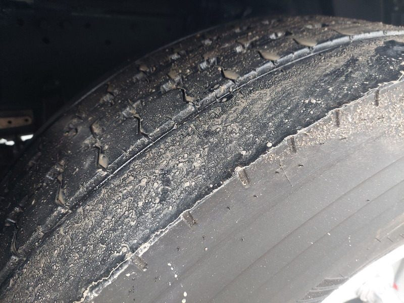 Вантажівка Для транспортування харчових продукті MAN TGX 35.440 Silo Euro 6 8x4 Lift+Lenk Klima (5): фото 13 Вантажівка Для транспортування харчових продукті MAN TGX 35.440 Silo Euro 6 8x4 Lift+Lenk Klima (5): фото 13