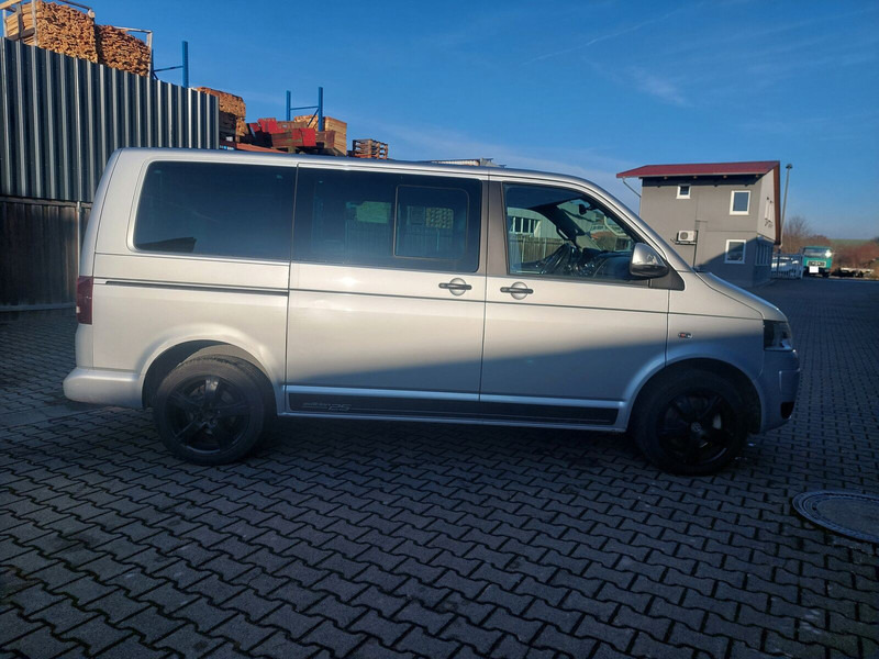 Volkswagen Transporter Multivan AHK Doppelklima Tisch Leder 7-Sitzer - Мікроавтобус, Пасажирський фургон: фото 4 Volkswagen Transporter Multivan AHK Doppelklima Tisch Leder 7-Sitzer - Мікроавтобус, Пасажирський фургон: фото 4