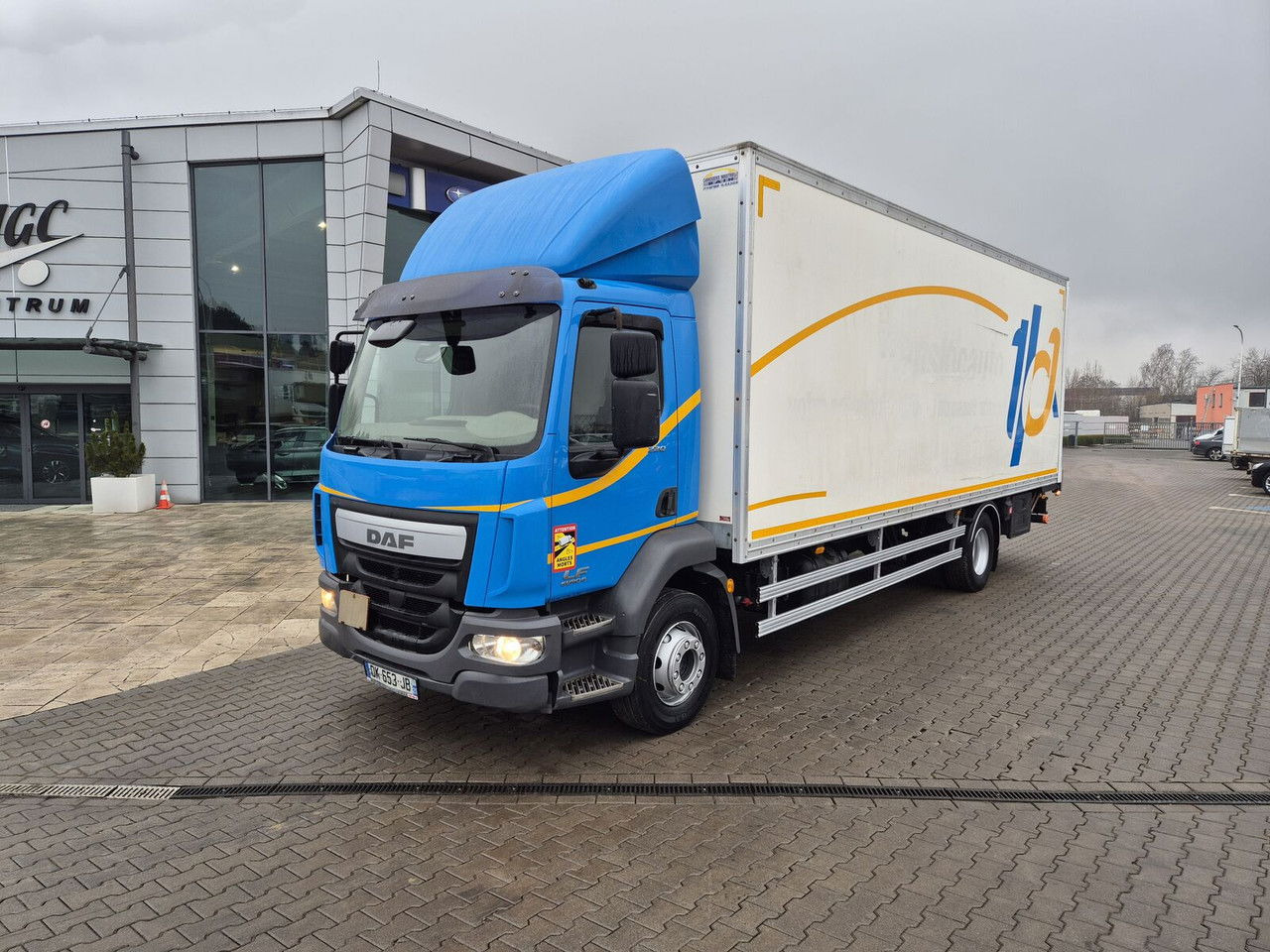 DAF LF 220 - Вантажівка з закритим кузовом: фото 1 DAF LF 220 - Вантажівка з закритим кузовом: фото 1