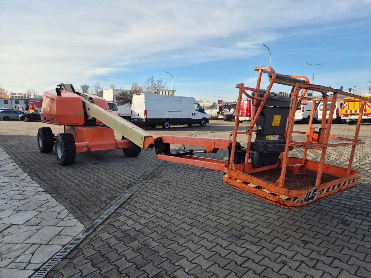 JLG 460SJ 4X4 / 1 Owner / Works Great - Колінчастий підйомник: фото 4 JLG 460SJ 4X4 / 1 Owner / Works Great - Колінчастий підйомник: фото 4