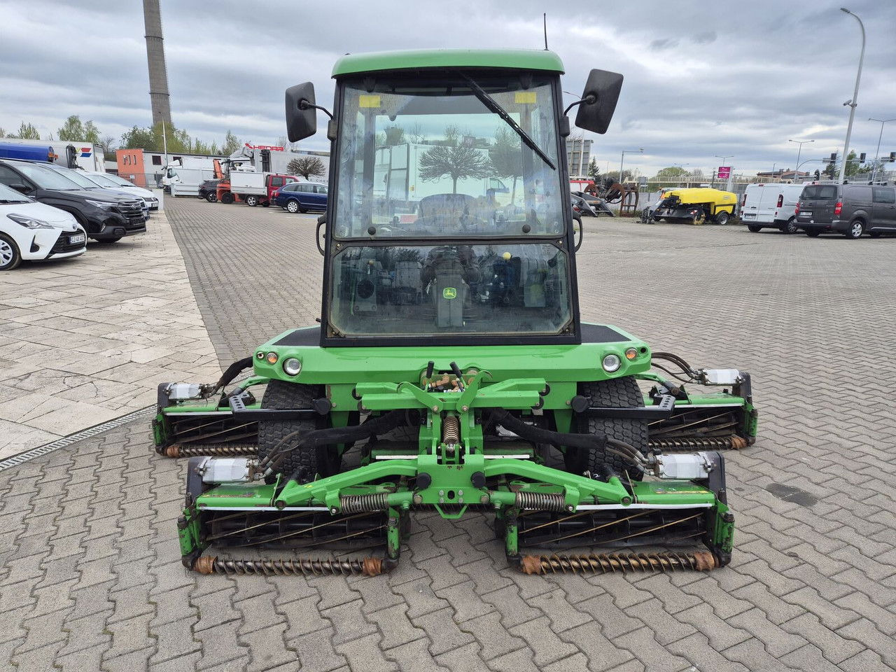John Deere 1905 4WD / 2010 / Serviced / Cabin - Газонокосарка: фото 3 John Deere 1905 4WD / 2010 / Serviced / Cabin - Газонокосарка: фото 3