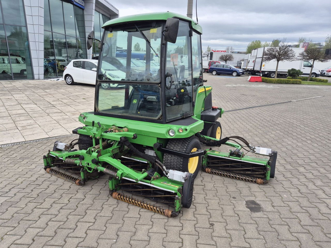 John Deere 1905 4WD / 2010 / Serviced / Cabin - Газонокосарка: фото 2 John Deere 1905 4WD / 2010 / Serviced / Cabin - Газонокосарка: фото 2