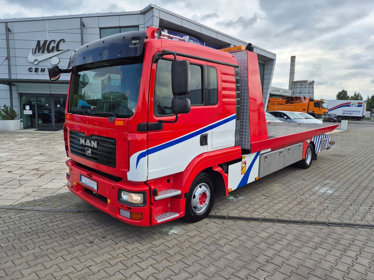 MAN TGL 12.240 CO ME AR / Works Great / Serviced - Евакуатор: фото 2 MAN TGL 12.240 CO ME AR / Works Great / Serviced - Евакуатор: фото 2