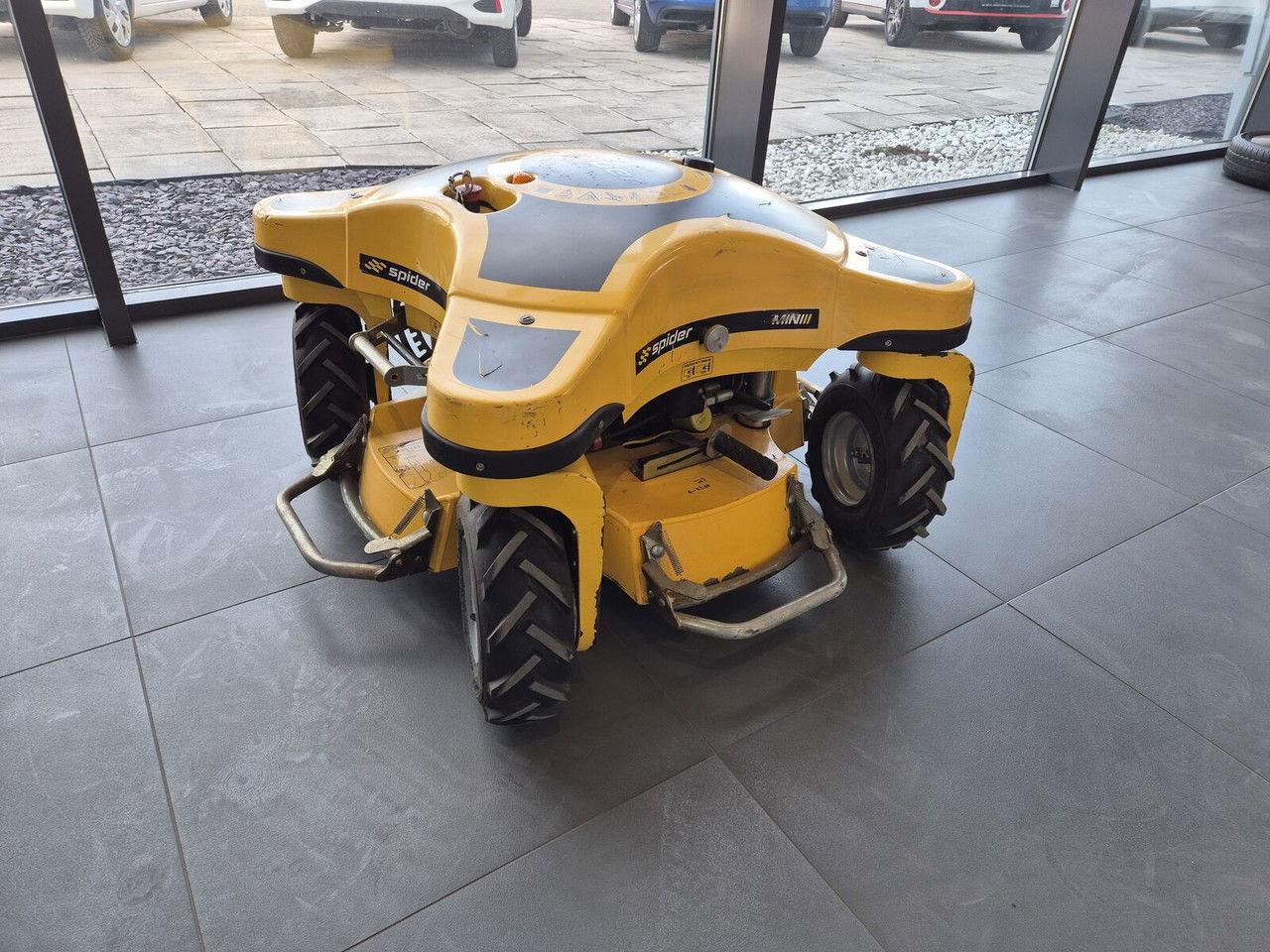 MINI Mini Spider II / 4X4 / NEW Service / Works Great - Газонокосарка: фото 4 MINI Mini Spider II / 4X4 / NEW Service / Works Great - Газонокосарка: фото 4