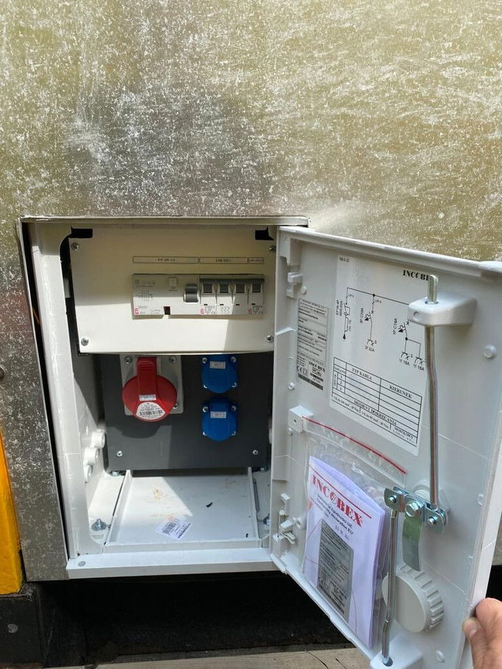 Електричний генератор SDMO NS 60 W M, Silent generator 60kVA, 48KW NS 60 W M, Silent generator 60kVA, 48KW: фото 21 Електричний генератор SDMO NS 60 W M, Silent generator 60kVA, 48KW NS 60 W M, Silent generator 60kVA, 48KW: фото 21