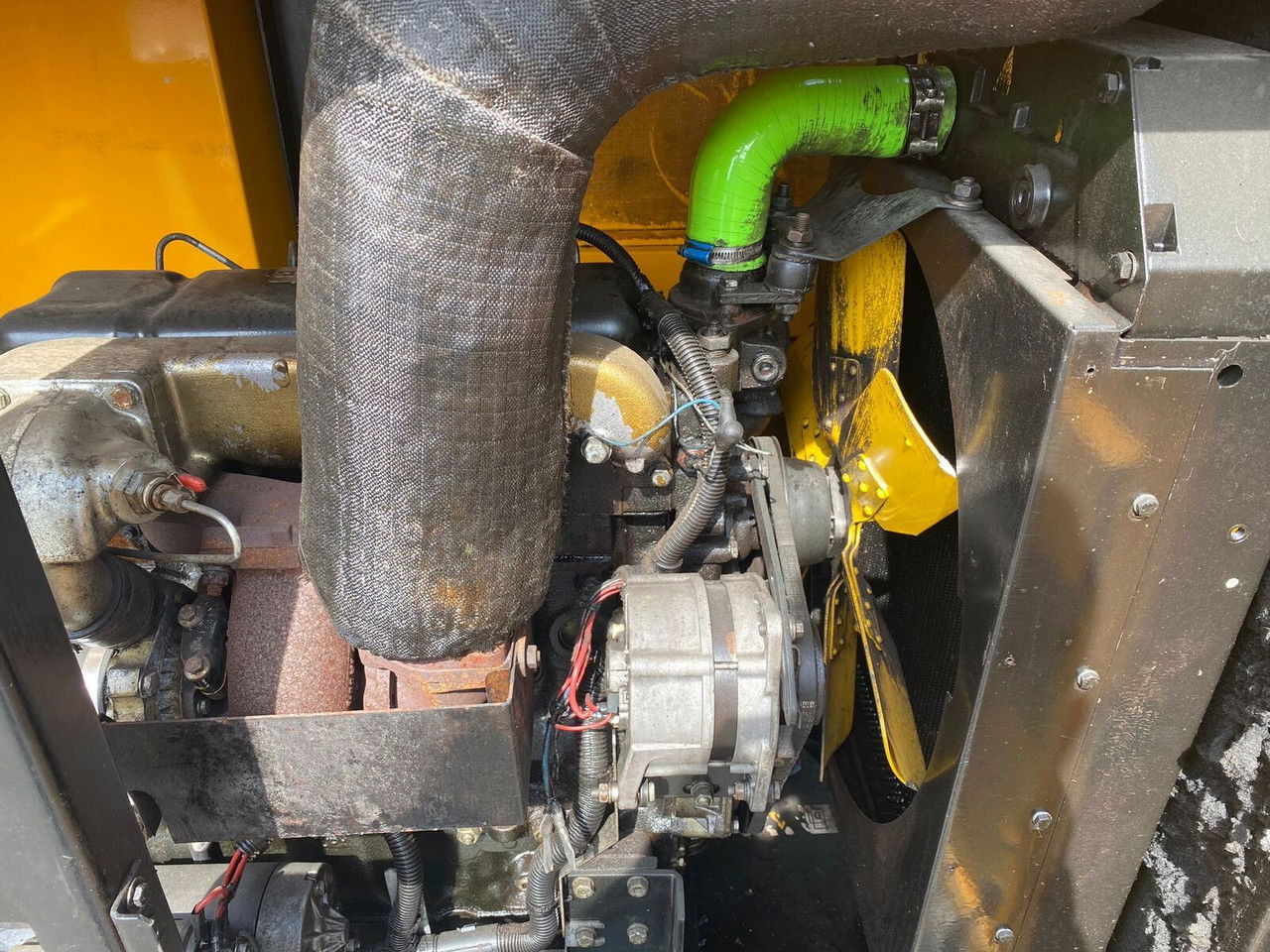 Електричний генератор SDMO NS 60 W M, Silent generator 60kVA, 48KW NS 60 W M, Silent generator 60kVA, 48KW: фото 10 Електричний генератор SDMO NS 60 W M, Silent generator 60kVA, 48KW NS 60 W M, Silent generator 60kVA, 48KW: фото 10