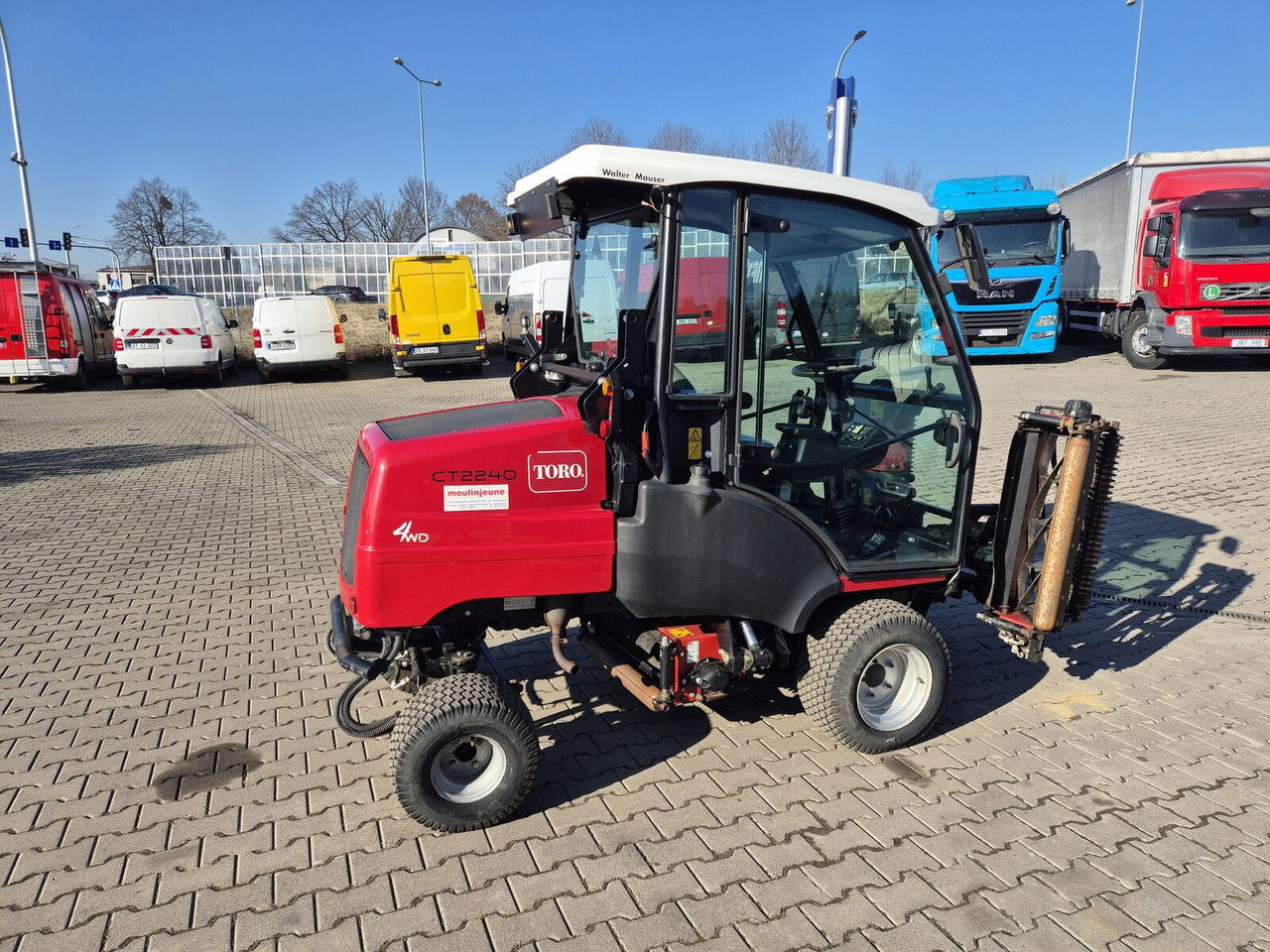 TORO Toro CT2240 / 4WD / Like NEW / Only 1681MTH - Газонокосарка: фото 3 TORO Toro CT2240 / 4WD / Like NEW / Only 1681MTH - Газонокосарка: фото 3