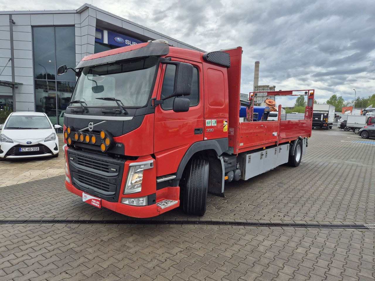 Volvo FM 330 Webasto / HDS Hiab / 1 Owner Volvo FM 330 Webasto / HDS Hiab / 1 Owner - Бортова вантажівка/ Платформа, Вантажівка з маніпулятором: фото 3 Volvo FM 330 Webasto / HDS Hiab / 1 Owner Volvo FM 330 Webasto / HDS Hiab / 1 Owner - Бортова вантажівка/ Платформа, Вантажівка з маніпулятором: фото 3