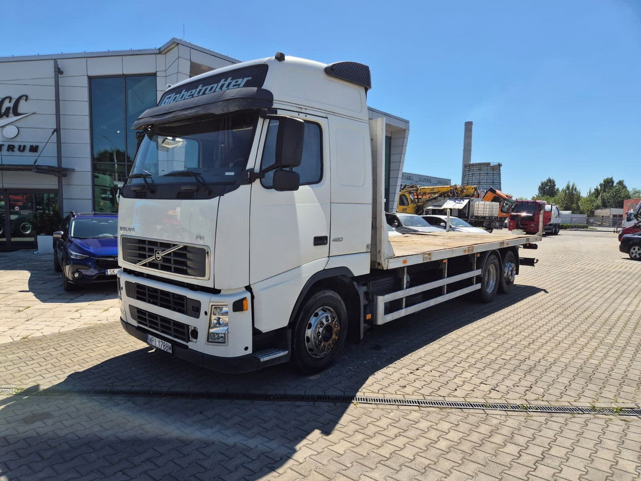 Volvo FM 420 1 Owner / Cheap/ After service - Бортова вантажівка/ Платформа: фото 1 Volvo FM 420 1 Owner / Cheap/ After service - Бортова вантажівка/ Платформа: фото 1