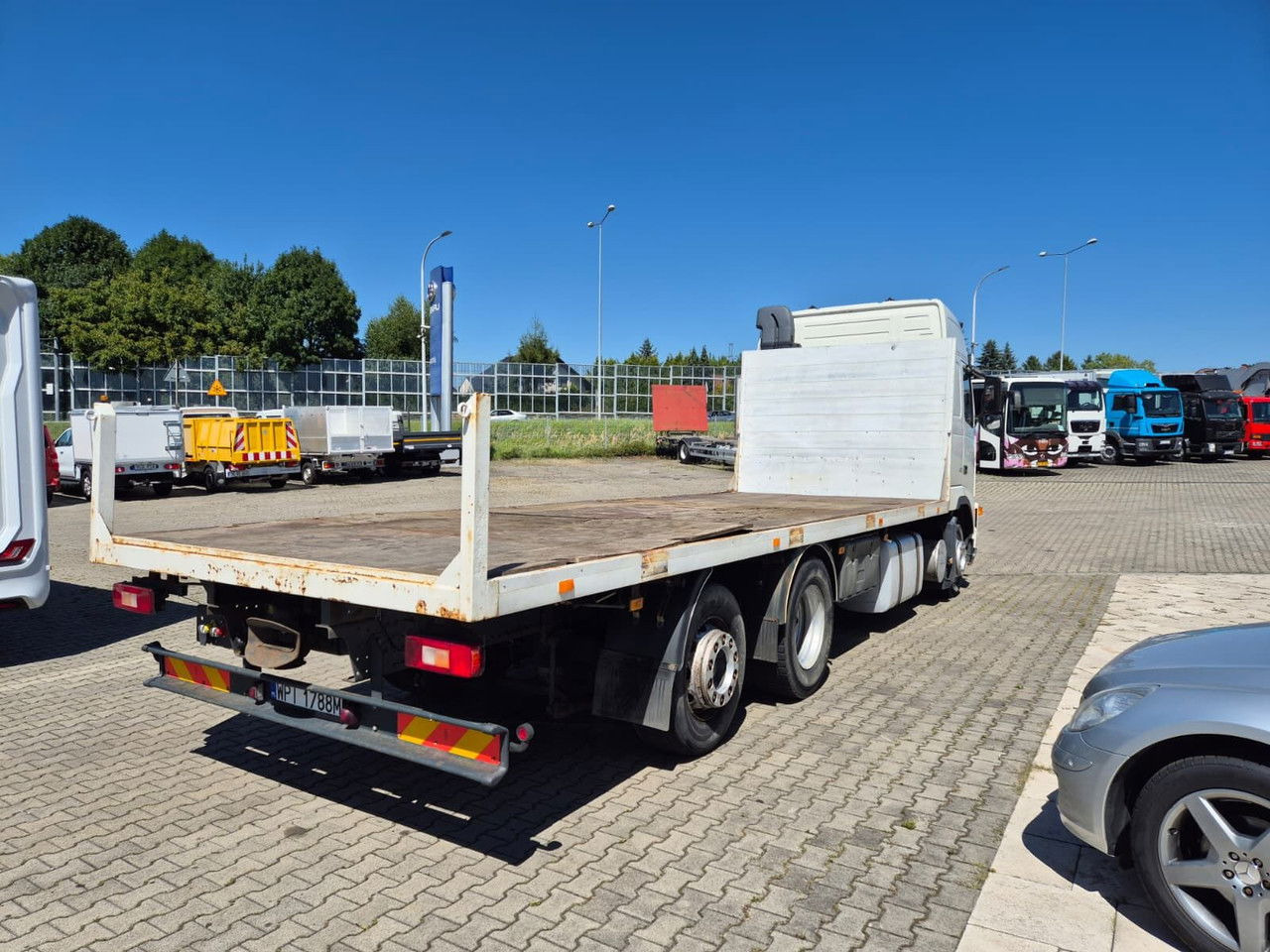 Бортова вантажівка/ Платформа Volvo FM 420 Platform / Works Great: фото 7