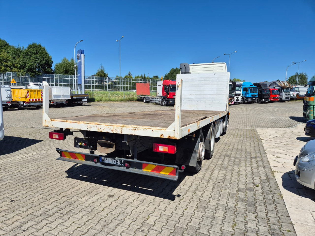 Бортова вантажівка/ Платформа Volvo FM 420 Platform / Works Great: фото 8