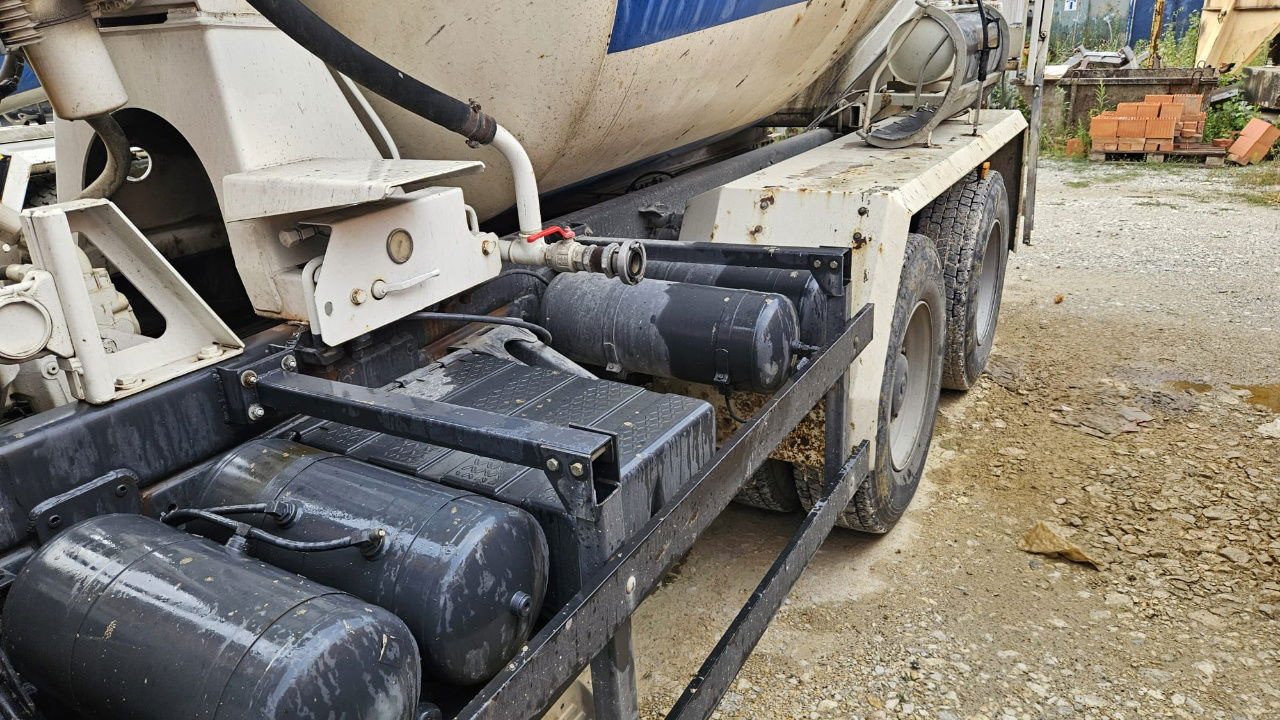 MAN FE 410A 6x4 mixer - 7m3 - euro 3 - Автобетонозмішувач: фото 3 MAN FE 410A 6x4 mixer - 7m3 - euro 3 - Автобетонозмішувач: фото 3