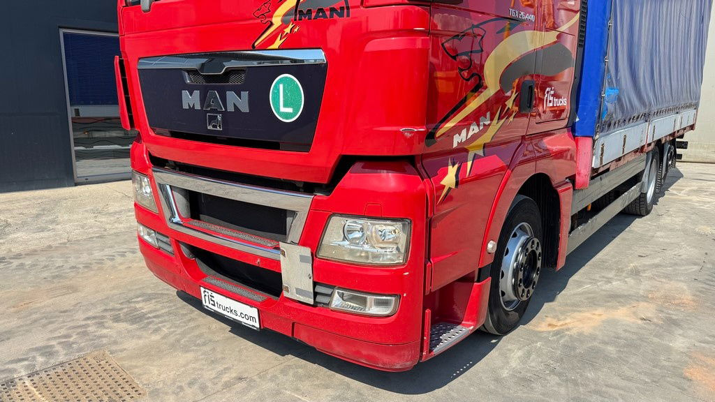 MAN TGX 26.440 6x2 box truck - retarder - lifting+steering axle - Вантажівка з закритим кузовом: фото 2 MAN TGX 26.440 6x2 box truck - retarder - lifting+steering axle - Вантажівка з закритим кузовом: фото 2