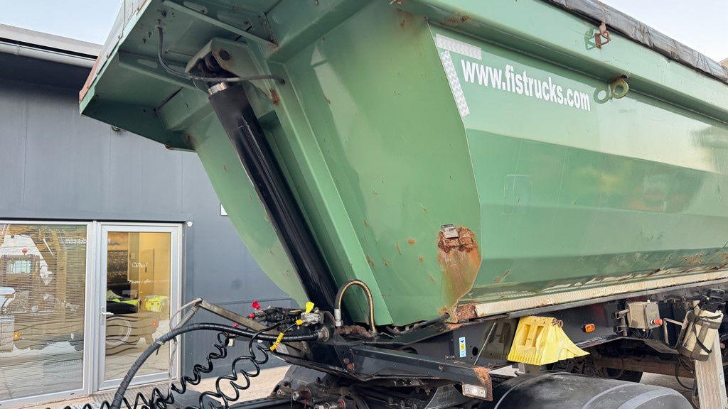 Meiller Kisa 3 - 3-Axle Tipper Trailer - hydr. back side - Самоскид напівпричіп: фото 2 Meiller Kisa 3 - 3-Axle Tipper Trailer - hydr. back side - Самоскид напівпричіп: фото 2