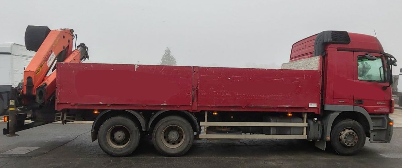 Mercedes-Benz Actros 2644L 6X4 stake body - Palfinger crane PK18500 - Бортова вантажівка/ Платформа: фото 4 Mercedes-Benz Actros 2644L 6X4 stake body - Palfinger crane PK18500 - Бортова вантажівка/ Платформа: фото 4