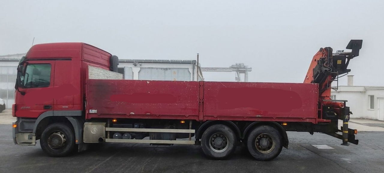Mercedes-Benz Actros 2644L 6X4 stake body - Palfinger crane PK18500 - Бортова вантажівка/ Платформа: фото 2 Mercedes-Benz Actros 2644L 6X4 stake body - Palfinger crane PK18500 - Бортова вантажівка/ Платформа: фото 2