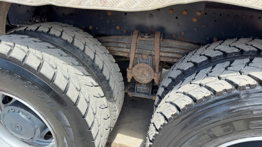 Самоскид вантажівка Mercedes-Benz Actros 4141 K 8x6 meiller mulda tipper - air condition: фото 15 Самоскид вантажівка Mercedes-Benz Actros 4141 K 8x6 meiller mulda tipper - air condition: фото 15