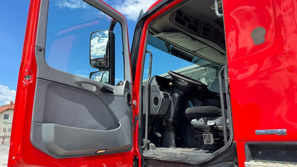 Самоскид вантажівка Mercedes-Benz Actros 4141 K 8x6 meiller mulda tipper - air condition: фото 22 Самоскид вантажівка Mercedes-Benz Actros 4141 K 8x6 meiller mulda tipper - air condition: фото 22