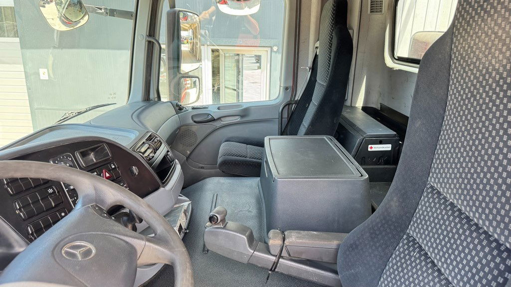Самоскид вантажівка Mercedes-Benz Actros 4141 K 8x6 meiller mulda tipper - air condition: фото 26 Самоскид вантажівка Mercedes-Benz Actros 4141 K 8x6 meiller mulda tipper - air condition: фото 26