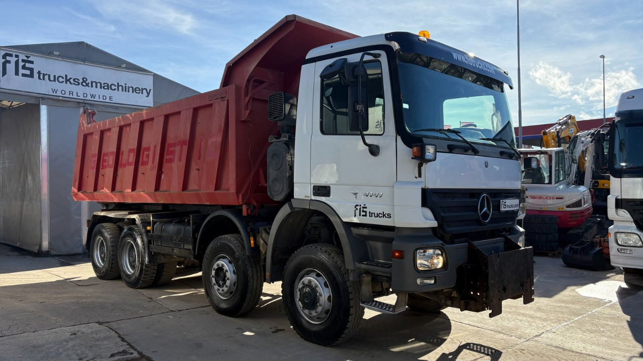 Mercedes-Benz Actros 4141 K 8x6 tipper - 19m3 - spring suspension - Самоскид вантажівка: фото 2 Mercedes-Benz Actros 4141 K 8x6 tipper - 19m3 - spring suspension - Самоскид вантажівка: фото 2