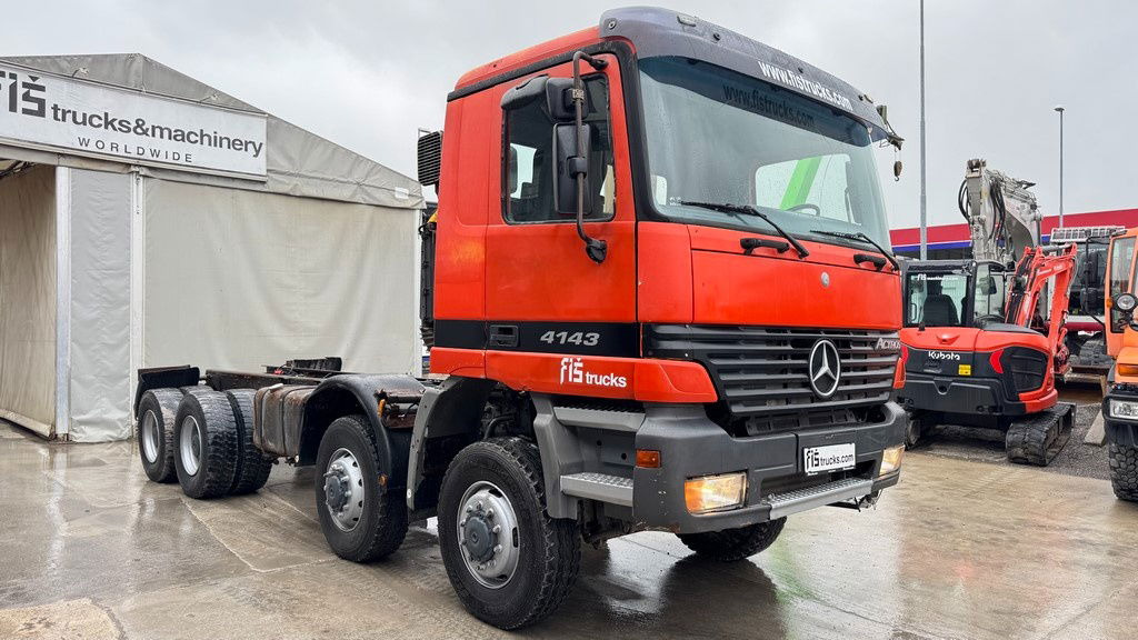 Mercedes-Benz Actros 4143 8x8 chassis - big axle - Вантажівка шасі: фото 3 Mercedes-Benz Actros 4143 8x8 chassis - big axle - Вантажівка шасі: фото 3