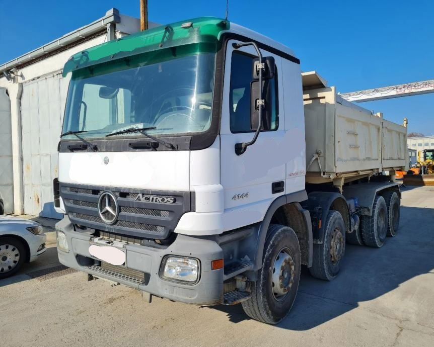 Mercedes-Benz Actros 4144 K 8x4 3 sided tipper - 1st owner - Самоскид вантажівка: фото 1 Mercedes-Benz Actros 4144 K 8x4 3 sided tipper - 1st owner - Самоскид вантажівка: фото 1