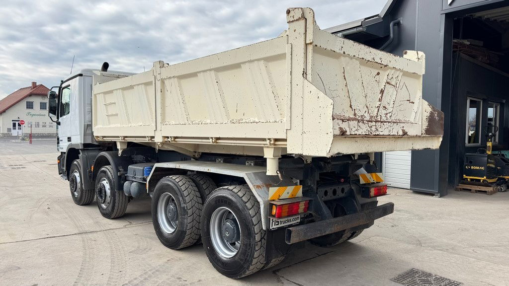 Mercedes-Benz Actros 4144 K 8x4 3 sided tipper - 1st owner - Самоскид вантажівка: фото 5 Mercedes-Benz Actros 4144 K 8x4 3 sided tipper - 1st owner - Самоскид вантажівка: фото 5