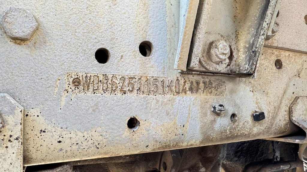 Вантажівка шасі Mercedes-Benz SK 3234 8x4 chassis: фото 16 Вантажівка шасі Mercedes-Benz SK 3234 8x4 chassis: фото 16