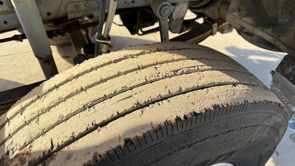 Вантажівка шасі Mercedes-Benz SK 3234 8x4 chassis: фото 9 Вантажівка шасі Mercedes-Benz SK 3234 8x4 chassis: фото 9