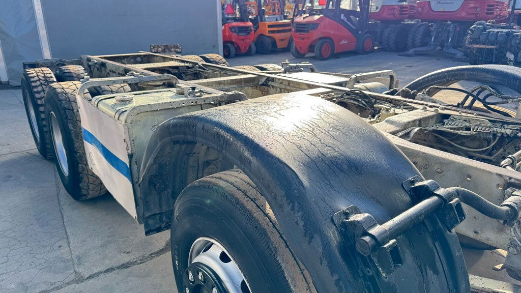 Mercedes-Benz SK 3234 8x4 chassis - Вантажівка шасі: фото 4 Mercedes-Benz SK 3234 8x4 chassis - Вантажівка шасі: фото 4
