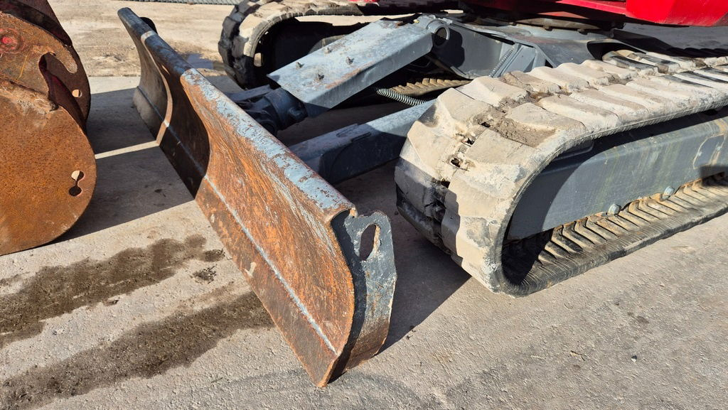 Takeuchi TB138FR - Powertilt - 3X Buckets - 2015 Year - Міні-екскаватор: фото 5 Takeuchi TB138FR - Powertilt - 3X Buckets - 2015 Year - Міні-екскаватор: фото 5