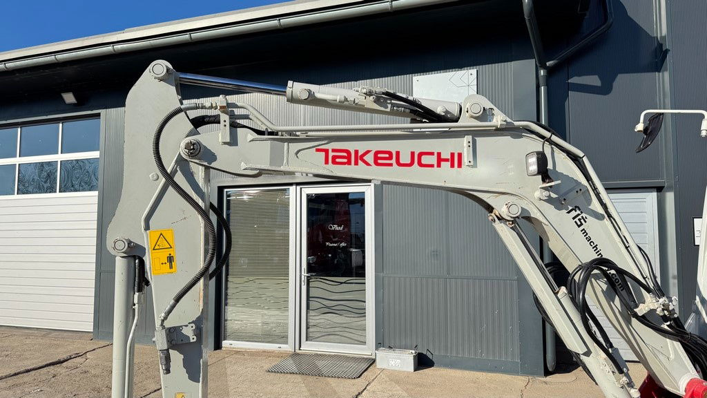 Takeuchi TB230 - 2019 Year - 2435 Hours - 2X Buckets - NEW Tracks - Міні-екскаватор: фото 3 Takeuchi TB230 - 2019 Year - 2435 Hours - 2X Buckets - NEW Tracks - Міні-екскаватор: фото 3
