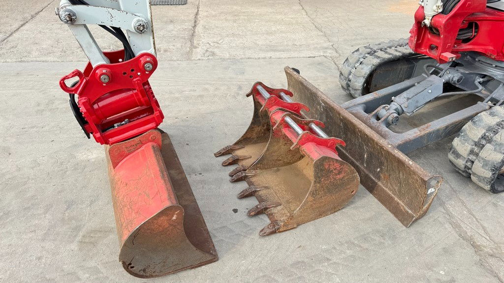 Takeuchi TB230 - Powertilt - 3X Buckets - 2021 Year - TOP - Міні-екскаватор: фото 5 Takeuchi TB230 - Powertilt - 3X Buckets - 2021 Year - TOP - Міні-екскаватор: фото 5