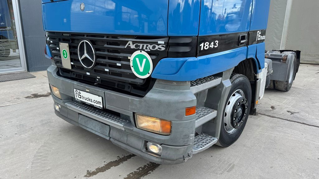 Mercedes-Benz Actros 1843 LS 4x2 tractor unit - air condition - Тягач: фото 2 Mercedes-Benz Actros 1843 LS 4x2 tractor unit - air condition - Тягач: фото 2