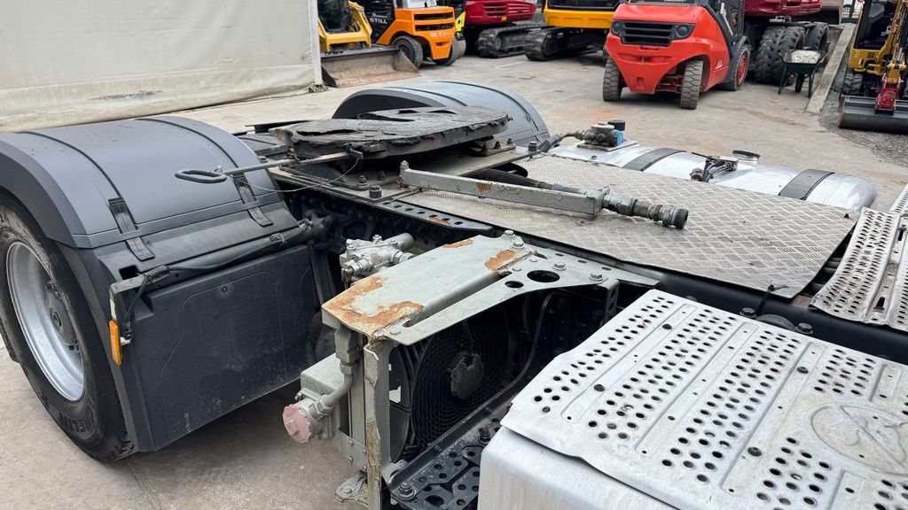 Mercedes-Benz Arocs 1842 4x4 HAD - tipper hydraulics - Тягач: фото 4 Mercedes-Benz Arocs 1842 4x4 HAD - tipper hydraulics - Тягач: фото 4