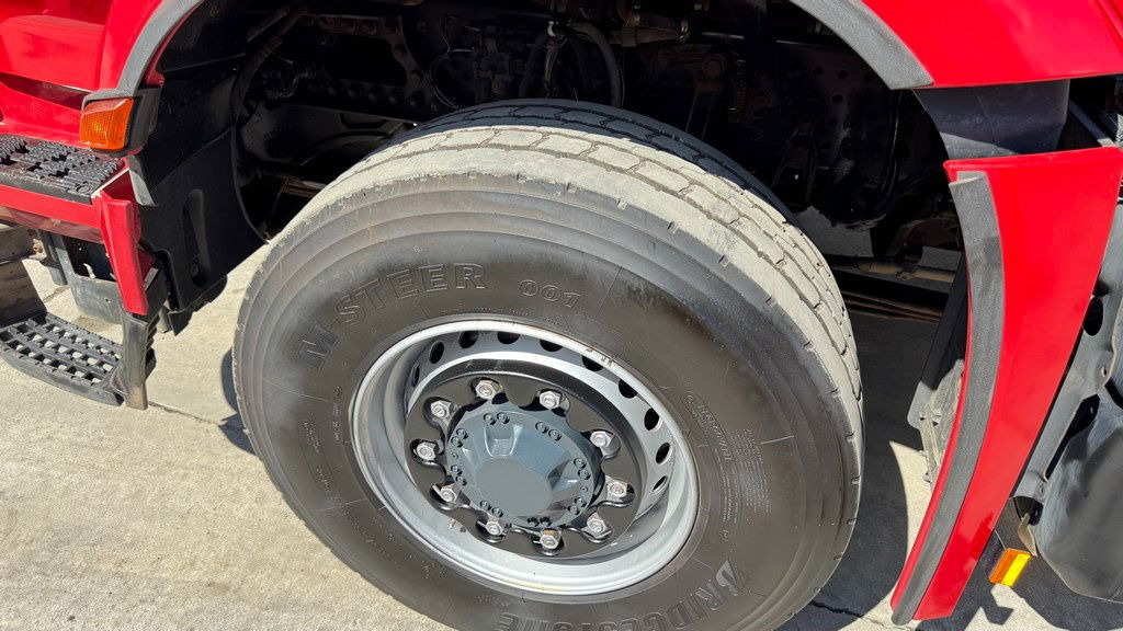 Тягач Mercedes-Benz Arocs 1945 HAD 4X4 tractor unit - tipper hydraulics - retarder: фото 8 Тягач Mercedes-Benz Arocs 1945 HAD 4X4 tractor unit - tipper hydraulics - retarder: фото 8