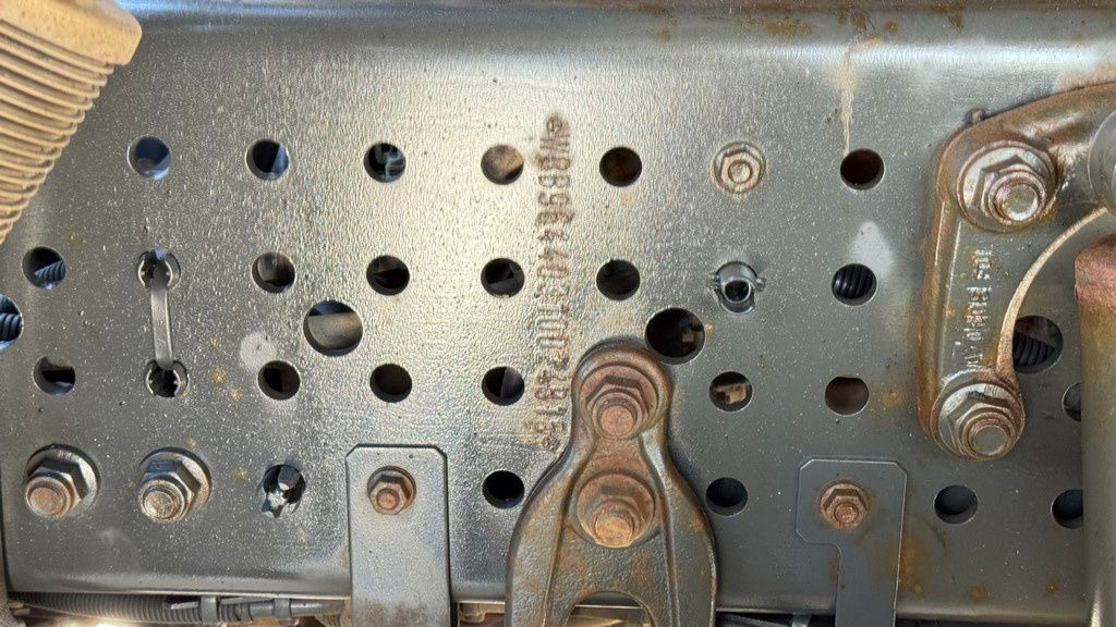 Тягач Mercedes-Benz Arocs 1945 HAD 4X4 tractor unit - tipper hydraulics - retarder: фото 11 Тягач Mercedes-Benz Arocs 1945 HAD 4X4 tractor unit - tipper hydraulics - retarder: фото 11