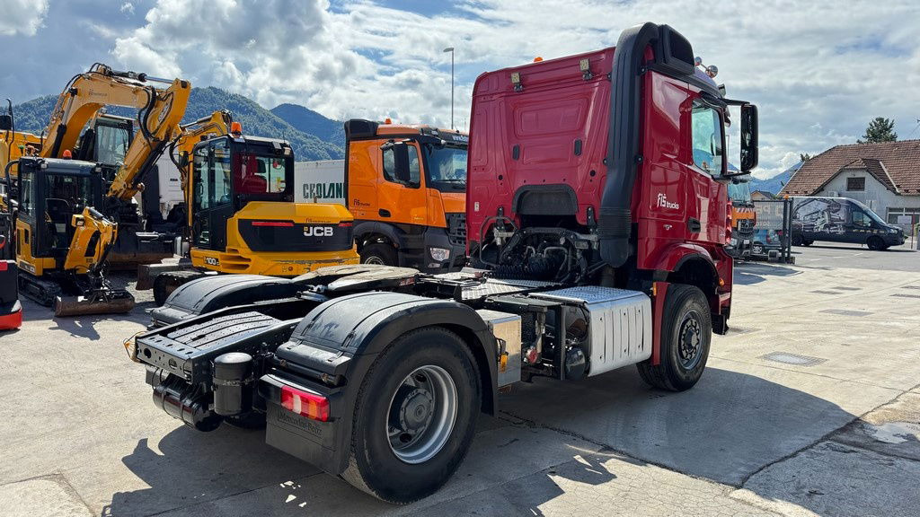 Mercedes-Benz Arocs 1945 HAD 4X4 tractor unit - tipper hydraulics - retarder - Тягач: фото 5 Mercedes-Benz Arocs 1945 HAD 4X4 tractor unit - tipper hydraulics - retarder - Тягач: фото 5