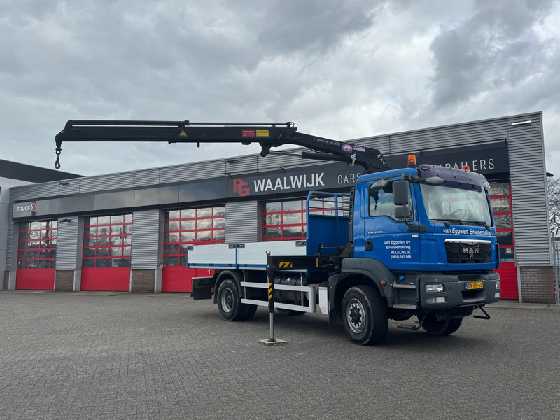 MAN TGM 18-290 4x4 Kraan met Open laadbak HMF Kraan 13 T - Вантажівка з маніпулятором: фото 1 MAN TGM 18-290 4x4 Kraan met Open laadbak HMF Kraan 13 T - Вантажівка з маніпулятором: фото 1