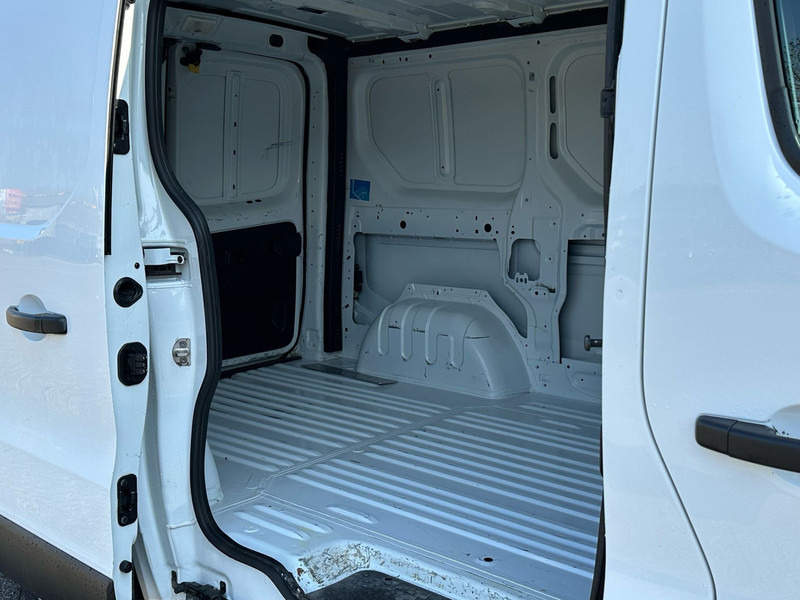 Renault Trafic 1.6 dCi T27 - Легковий фургон: фото 5 Renault Trafic 1.6 dCi T27 - Легковий фургон: фото 5