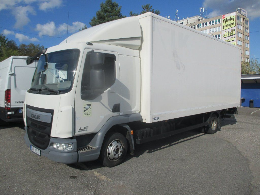 DAF LF 180 mit LBW - Фургон з закритим кузовом: фото 1 DAF LF 180 mit LBW - Фургон з закритим кузовом: фото 1