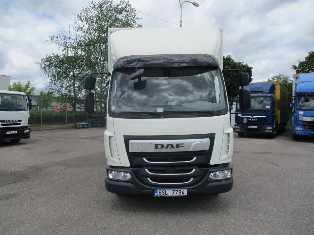 DAF LF 230 Dhollandia 2T - Вантажівка з закритим кузовом: фото 2 DAF LF 230 Dhollandia 2T - Вантажівка з закритим кузовом: фото 2