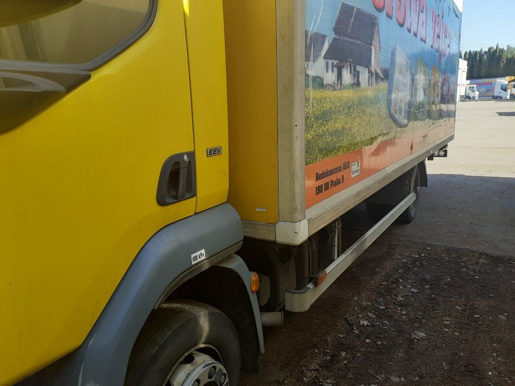 DAF LF45.210 mit Carrier Motorschaden engineproblem - Рефрижератор вантажівка: фото 4 DAF LF45.210 mit Carrier Motorschaden engineproblem - Рефрижератор вантажівка: фото 4