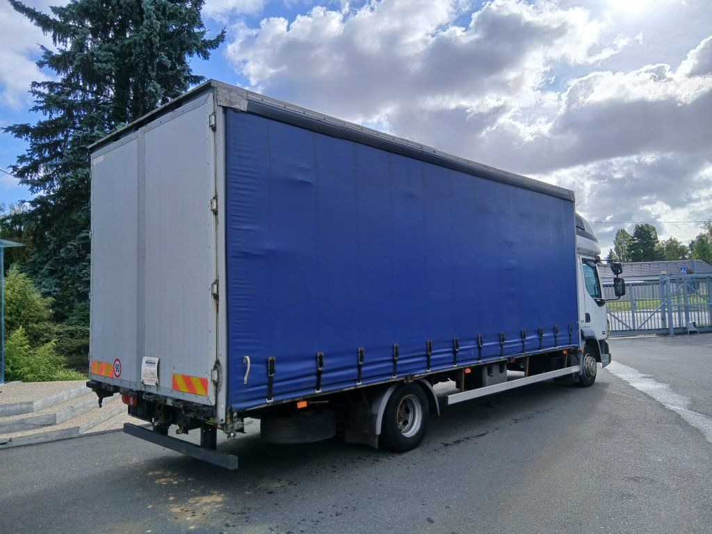 DAF LF45.220 EURO 4 - Тентована вантажівка: фото 4 DAF LF45.220 EURO 4 - Тентована вантажівка: фото 4