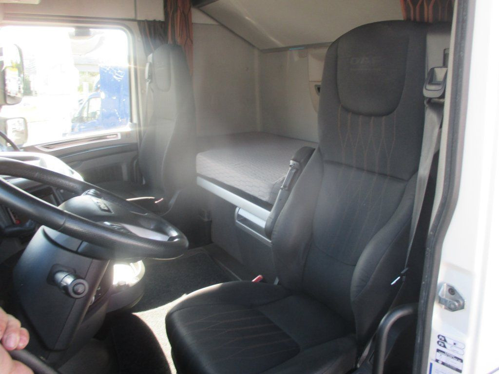 DAF XF 480, 6x2, - Вантажівка з закритим кузовом: фото 5 DAF XF 480, 6x2, - Вантажівка з закритим кузовом: фото 5