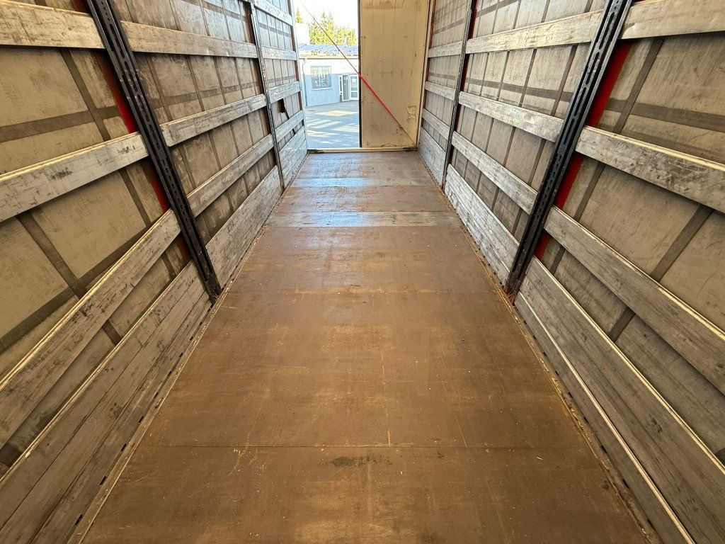 DAF XF440 EURO 6 6x2 в лізинг DAF XF440 EURO 6 6x2: фото 20 DAF XF440 EURO 6 6x2 в лізинг DAF XF440 EURO 6 6x2: фото 20