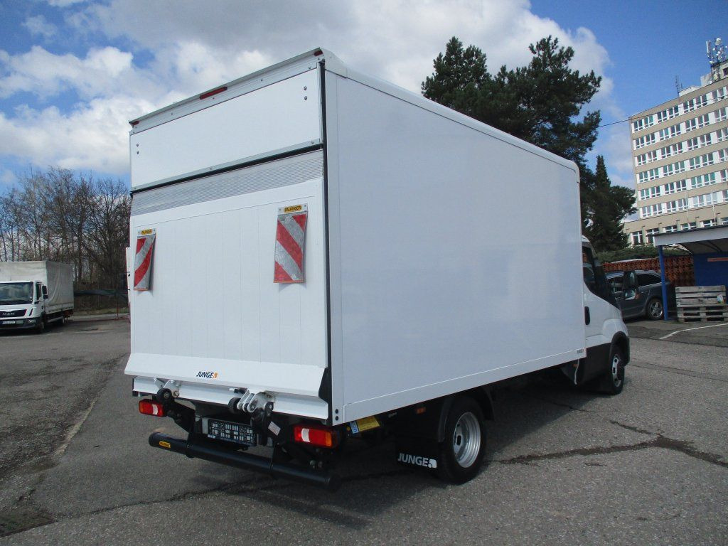 Iveco 35C16 Daily,2.3L Palfinger - Фургон з закритим кузовом: фото 5 Iveco 35C16 Daily,2.3L Palfinger - Фургон з закритим кузовом: фото 5