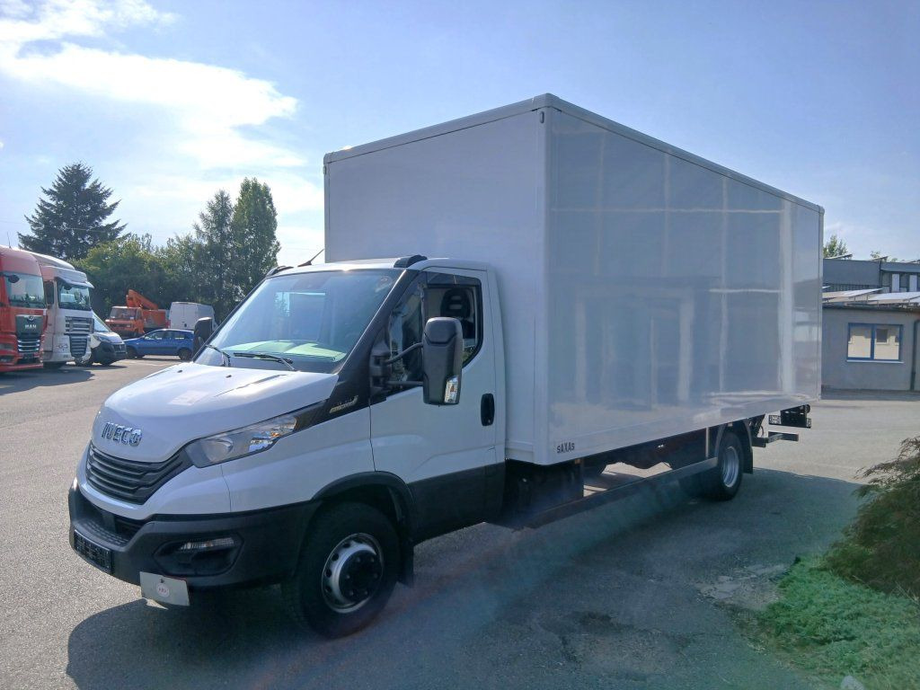 Iveco 72-210 (70C210) - Фургон з закритим кузовом: фото 2 Iveco 72-210 (70C210) - Фургон з закритим кузовом: фото 2