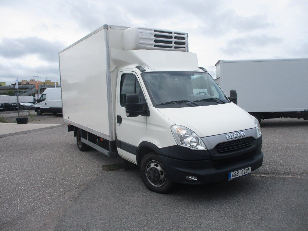 Iveco Daily 35C15 - Фургон-рефрижератор: фото 2 Iveco Daily 35C15 - Фургон-рефрижератор: фото 2